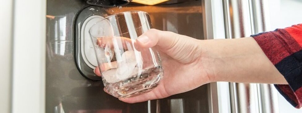 Whirlpool refrigerator not sales dispensing cold water
